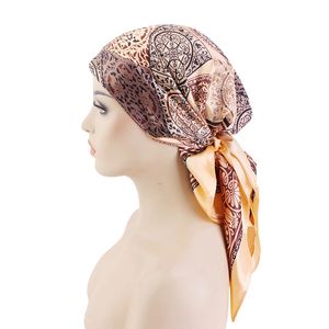 Nytt paisley mönster satin huvudduk fyrkantig turban muslimsk pareo nacke ljuddämpare hijab kvinnlig huvud wrap marque modetillbehör