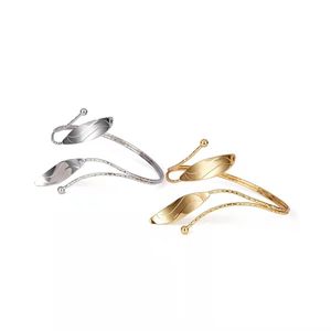 Bohemian Leaf Charm Upper Arm Charm Bracelet Metal Leaves Tassel Pendants Arm Cuff Bangle Bracelets for Women Fashion Jewelry D3