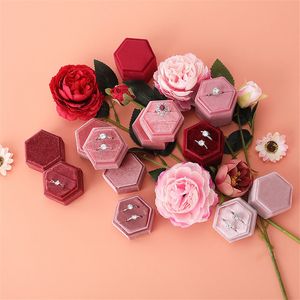 Hexagonal Velvet Ring Box Single Double Slot Wedding Engagement Ring Boxes Earring Lagring Fall för smycken Förpackning