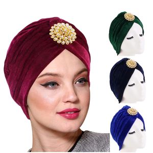 Nya sammet smycken brosch turban hatt muslim ruffle knuten huvudduk för kvinnor hijab lyxig huvudbonad hår tillbehör turbante