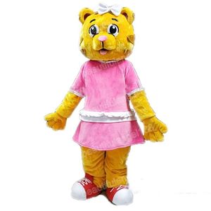 Halloween Girl Tiger Mascot Costume Högkvalitativ tecknad plysch Animal Anime Temakaraktär Vuxenstorlek Jul karneval fancy klänning