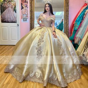 Luxury Champagne Crystal Quinceanera Prom Dresses Satin Bordare Nappa Spalla Vestidos De Soiree Ball Gown Sweet 15 Abiti