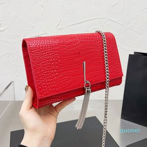 2022 messenger väska kvinna handväska klassisk kedja crossbody väskor klaff mynt handväska axelväska koppling plånböcker sacoche multi pochette metall let