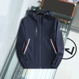 Designer Uomo Giacche Abbigliamento Marchio Bomber Giacca parabrezza Cappotto capispalla stile europeo e americano Moda hombre Cappotti casual da strada M1