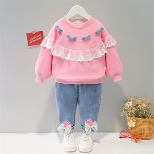 女の子の服Babi秋の春のファッションスタイルの綿素材の赤ちゃんの服3歳2子供のスーツ220326
