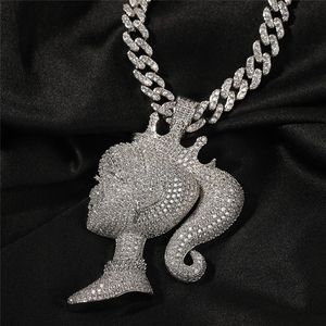 Ny anlänt diamant 3d krona Barbie hänge halsband koppar inlagd zirkon hiphop smycken för män kvinnor
