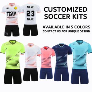 2022 مجموعات قمصان كرة القدم البالغة مع تصميم مخصص أي فريق ، يرجى الاتصال بنا للحصول على حلولك المخصصة من قبل