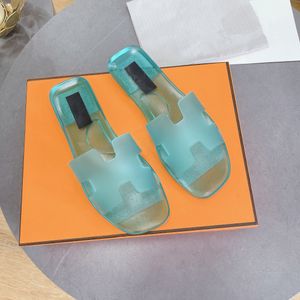 beach slippers Classic Flat woman jelly sandals Summer lady Cartoon Big Head Slipperss Leather Hotel Bath fashion women shoes Large size 35-40