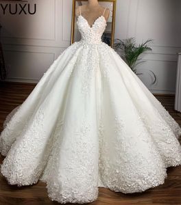 2023 Real Images Arabic Crystal Beaded Gowns Ball Gown Wedding Dresses Strap Sweetheart Tulle Puffy Wedding Gown Bridal Dressr