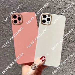 Capas de telefone de designer L02 para iPhone 14 13 Pro Max 12 Mini 11 Xs XR Plus Fashion Letter Print Couro Back Cover Case 7 cores rosa Celular Shell Com Caixa