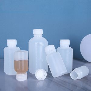 Bottiglie di plastica traslucide per la cura della pelle da 10 ml-100 ml con bilance Contenitore di imballaggio sigillato per liquidi chimici Ricaricabile e portatile