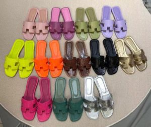 Wholesale candies leather sandals for sale - Group buy Fashion Alligator Pattern Summer Beach Indoor Slide Slippers Women Luxurys Holiday Party Candy Leather Sandals Platform Flat Lazy Loafers Pool Mules Flip Flops