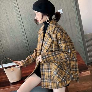 Bella Plaid Woolen Coat Female Autumn Winter Loose Korean Version of Retro Small Thickened Tweed Coat 201222