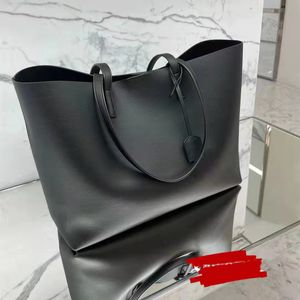 Bolsas de grife Bolsas de grife Bolsas de grife femininas 5A qualidade macio couro PU preto grande moda bolso para compras ferragens douradas bolsa de ombro portátil de luxo carteira