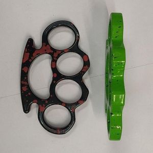 2022 Aluminiumlegierung Knuckle Duster Outdoor-Werkzeug Selbstverteidigung Faust Vier-Finger-Schnalle Tarnflecken Sicherheit Selbstverteidigung Tasche EDC-FY04