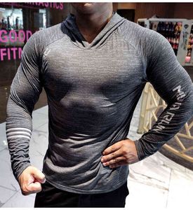 Autumn winter Gym Men T Shirt Casual Long Sleeve Slim Tops Tees elastic tight T-shirt Sports Fitness comfort Quick dry Hooded L220704