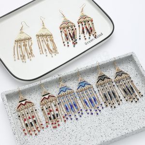 Orecchini pendenti a triangolo vintage per donna Bohemien Summer Long Beads Nappa Statement Orecchini Ethnic Gypsy Indian Jewelry Gift