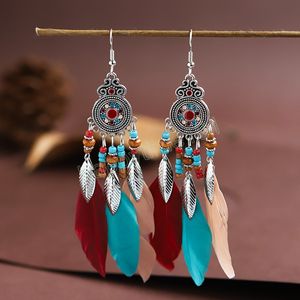 Ethnische Damen-Ohrringe mit bunten rosa Federn, böhmischer Boho-Schmuck, silberfarbene Blatt-Ohrringe, Brincos Bijoux