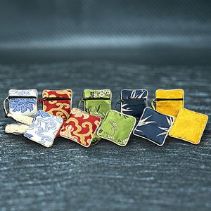130 pezzi personalizzati 7x7 cm broccato di seta mini sacchetto regalo con cerniera per imballaggio di gioielli anello orecchino sacchetto di immagazzinaggio borsa portamonete cinese bomboniere