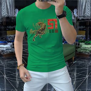 Western Style Men's T-shirts 2022 Summer Ny trend Kort ärm Letter Printing Leopard Hot Diamond Design Tees Yellow Green Black White Round Neck Clothing Top M-4XL