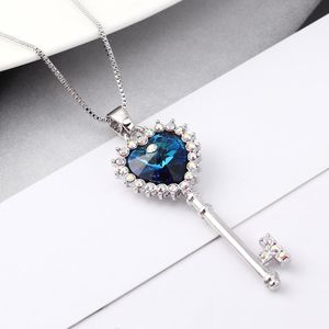 Pendant Necklaces Heart Shaped Key Necklace Embellished With Crystals From Romantic Jewelry For Women Engagement WeddingPendant NecklacesPen