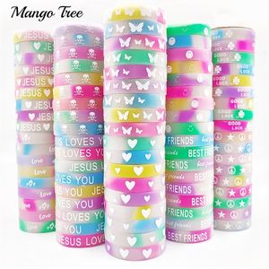 50Pcs/Lot Multicolor Silicone Night Glow Luminous Bracelets For Women Men Mix Style Butterfly Jesus Skull Wristband Jewelry 220715