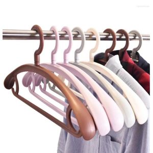 Cabides racks 10pcs/lote de 41cm de espessura de ombro largo de roupas de plástico de ombros largos adultos para pendurar