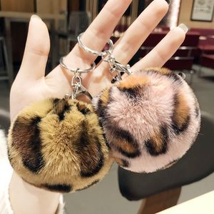 Keychains kreativer Pelzkugel Schlüsselbund Pompom Leopard Plüsch Herzschlüsselkette Pom Round Schmuckwagen Keyring Geschenk Chaveiro Miri22