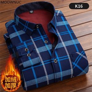 Outono/inverno moda masculina manga longa camisa xadrez velo e grosso quente masculino casual de alta qualidade camisa tamanho grande 220812