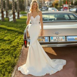 New Sexy Mermaid Wedding Dresses Spaghetti Straps Sweetheart Bohemian Sweep Train Lace Bridal Gowns Country Style
