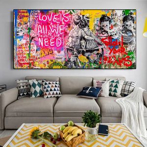 Siga seus sonhos de grafite colorido Arte da parede menino menina beijando pôster e imprime a pintura de lona abstrata para decoração da sala de estar