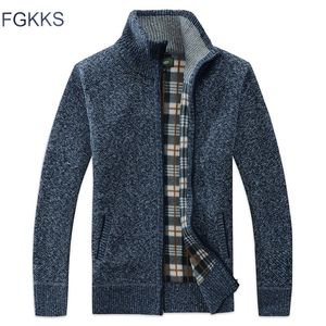 FGKKS Men S Slim Casual Sweater Coats Winter Fashion Brand Mens Cardigan High Collar Pockets Knit Fair Fat Sweter Mężczyzna LJ200916