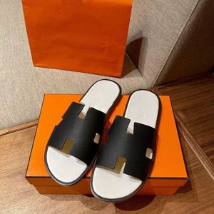 Sommar Lyx Izmir Sandaler Tofflor Kalvskinn Läder Beach Slide Utomhus Slip On Bred Hala Komfortskor Flip Flops Outdoor Sandalias EU38-46