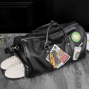 Duffel väskor koreanska herrväska Badge fitnessväska med skor handväska mode resväska 220626