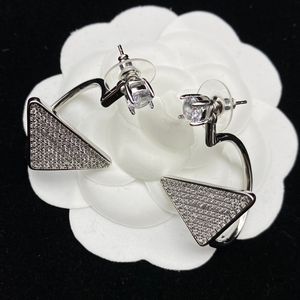Designer triangolo argento orecchini a bottone per donna diamanti orecchino moda orecchini di lusso gioielli donna uomo cerchio P orecchino 2207284D