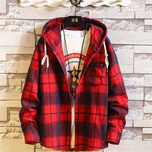 Marca casual com camisa xadrez com capuz camisas vermelhas de mangas compridas Spring Autumn Plus de tamanho grande M-6xl 210701