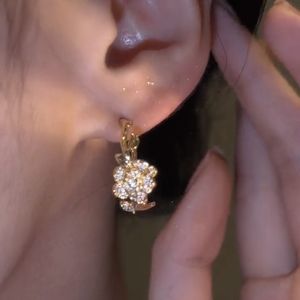 Dangle & Chandelier Micro Pave Zirconia Rose Flower Hoop Earrings For Women Luxury Delicate New Jewelry Earings