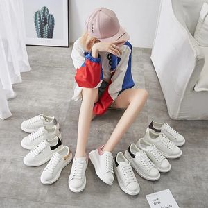 여성을위한 럭셔리 디자이너 흰색 신발 브랜드 디자인 흰색 Chunky 운동화 여성 Vulcanize Shose Zapatillas Deporte New 35-45