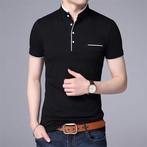 Fashions Brand Designer Polo Shirt Mens Tinta unita Collo alla coreana Slim Fit Manica corta Boy Polo Abbigliamento uomo casual 220408