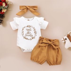 3 Stücke geboren Sommer Baby Mädchen Kleidung Set Kleinkind Knopf Strampler Geborenes Kleinkind Nettes Outfit Rüschen Kurzarm Shorts Stirnband 220602