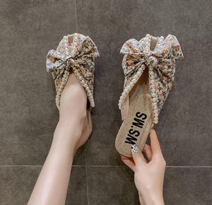 Summer Outdoor Slippers With Pearl Bow Cute Flip Flops Beach Slippers Fashion All Match Casual Flats Ladies Slippers GC926