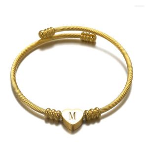Link Cadeia Moda Girls Gold Color Gold Aço inoxidável Pulseira Coração com letra M Charms de alfabeto iniciais Bracelets para mulheres