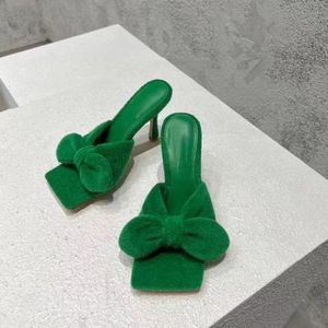 Europejski Roman Summer Pantoflowe Bow Kobiety Buty Scuffs Studio Heeled Bread Slippers, z projektowaniem w stylu rombowym, modnym, seksownym sandałowym non slip seat