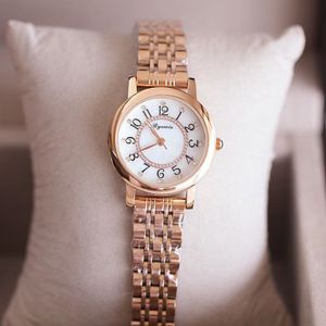럭셔리 여성 시계 디자이너 다목적 디지털 시계 레이디스 다이아몬드 패션 트렌디 한 방수 쿼츠 스테인레스 스틸 밴드 여성 시계 FVDSGV