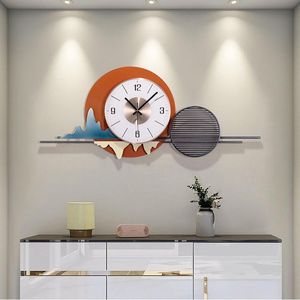 Orologi da parete Nordic Luxury Fashion Orologio creativo Home Decore Simple Metal Silent Living Room Dining Decorative Watch