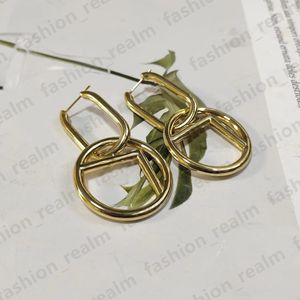 Orecchini firmati Fashion Ciondola Lampadario Big Circle Semplici orecchini a cerchio in oro per donna Donna Party Orecchini in titanio New Wedding Lovers regalo gioielli di fidanzamento