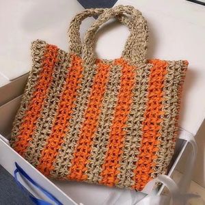 Tasarımcı Summer Straw Beach Bag Tote Lüks Rafias Çantalar Alışveriş Çantası Omuz Çantası Kadınlar İçin Tavalar Çim Paketi Leydi El Çantaları Çanta Çantaları Renkli