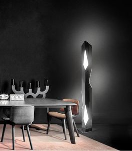 Vloerlampen postmoderne stijl woonkamer lamp roestvrij staal geometrische snij LED creatieve persoonlijkheid slaapkamer bed staande lampvloer