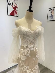 Abiti da sposa a sirena avorio Eleganti applicazioni di perline Collo a cuore con spalle scoperte Manica lunga Senza spalline Abiti da sposa country Lunghezza del pavimento Plus Size Sposa