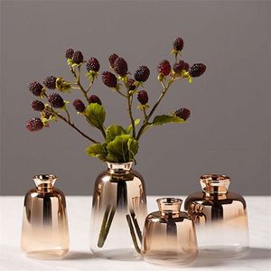 New Gradient Golden Glass Vase Nordic Electroplated Flower Vases For Home Decor Dried Flower Bottle Bar Restaurant Decoration 210409